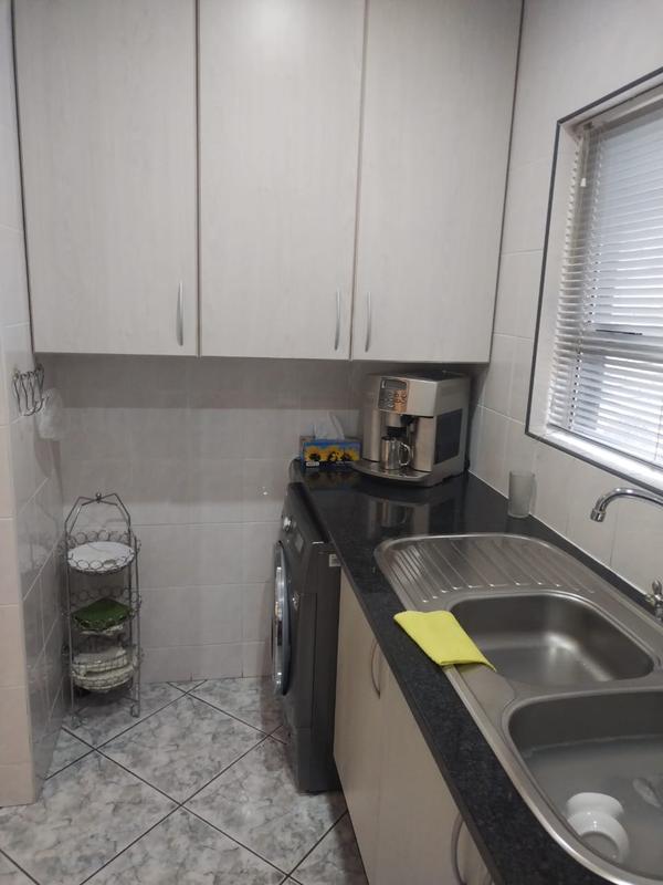 3 Bedroom Property for Sale in Gordons Bay Western Cape